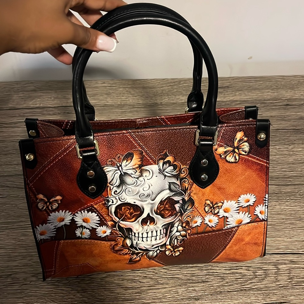 Vintage hand bag